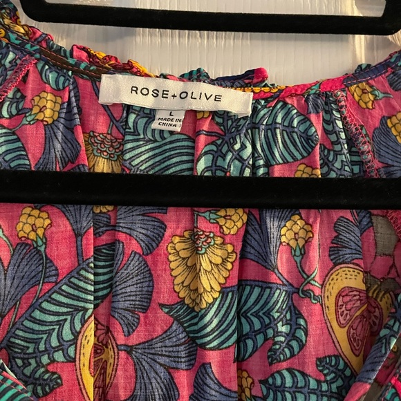 Womens Rose + Olive Blouse Size Large - Picture 2 of 3